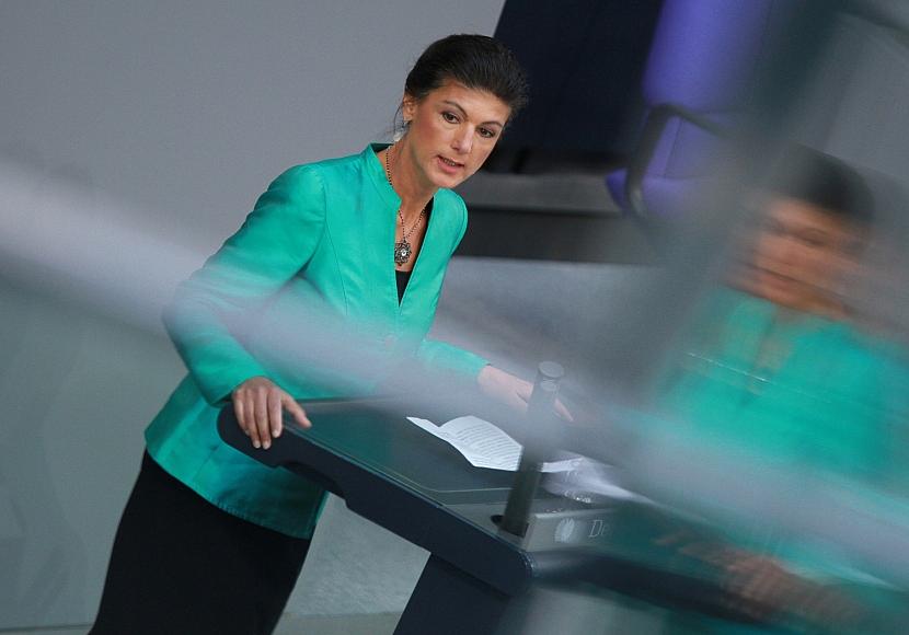 Wagenknecht verlangt von Thüringer CDU Distanzierung von Merz