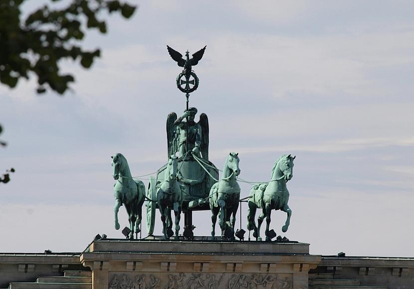 Deutschlandweit Demonstrationen gegen Rechts - 100.000 in Berlin