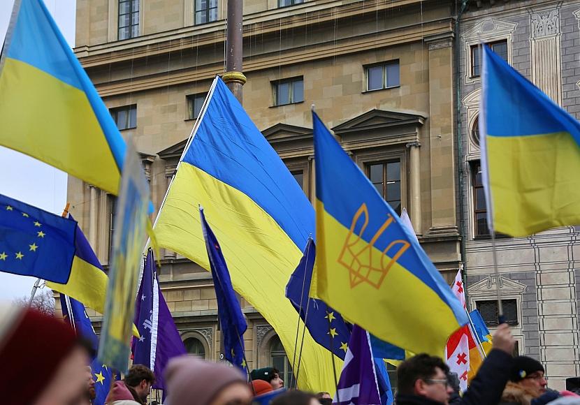 Ukraine: Klingbeil dämpft Hoffnung auf baldige Friedensgespräche