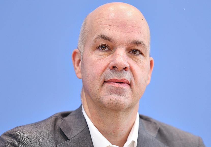 Ökonom für staatliches Vetorecht bei Ausfuhr kritischer Rohstoff