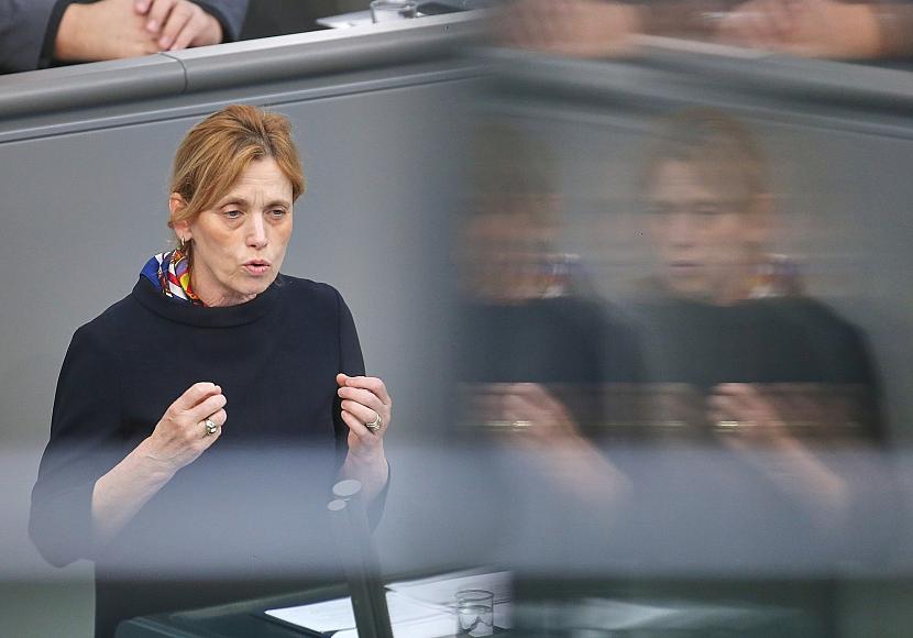 Prien will Lohntransparenz möglichst 