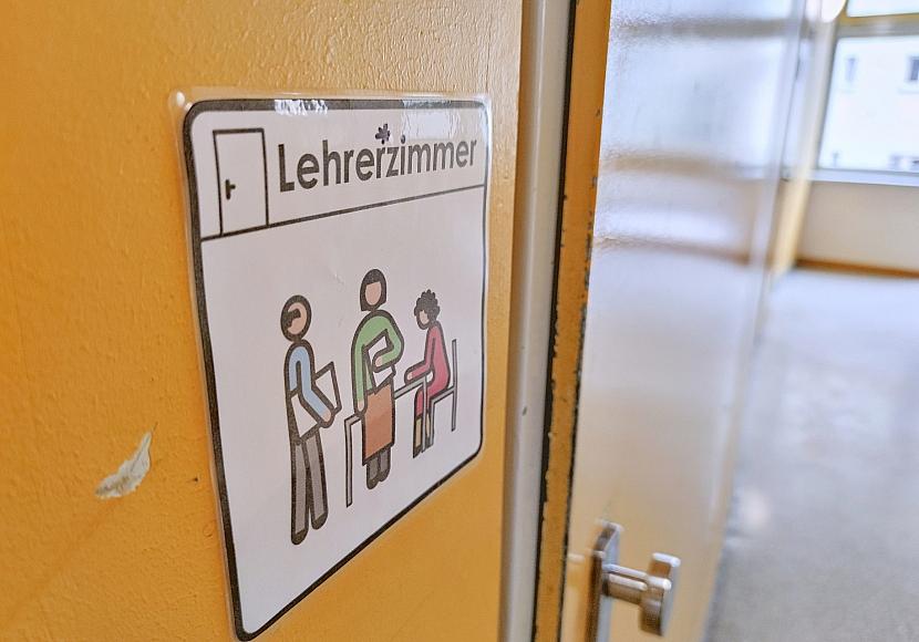 Ökonomen und Politiker wollen weniger Verbeamtungen von Lehrern