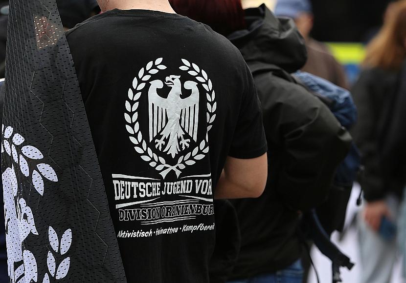 BPB will Rechtsextremismus weiter behandeln